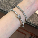 Conjunto de 5 Pulseiras Elegantes em Aço Inoxidável (Somente HOJE!)